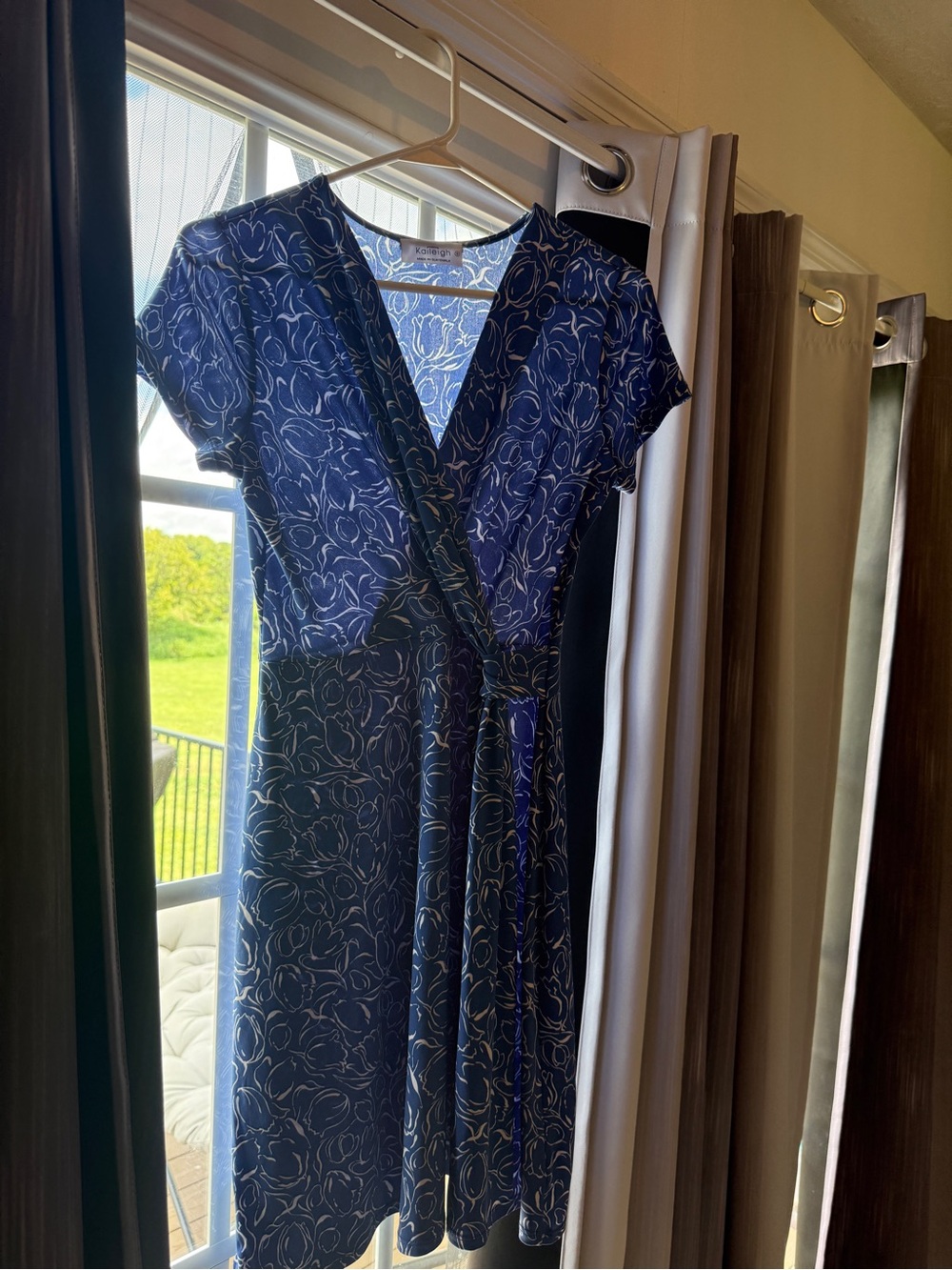 Kaileigh Navy & White Floral Wrap Midi Dress